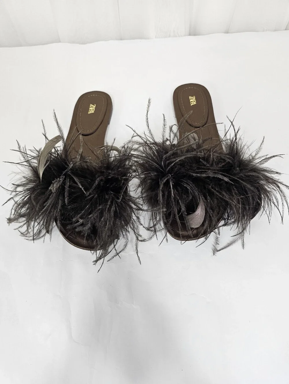 ZARA Feather Flat Sandals in Chocolate Brown Size 39 NEW